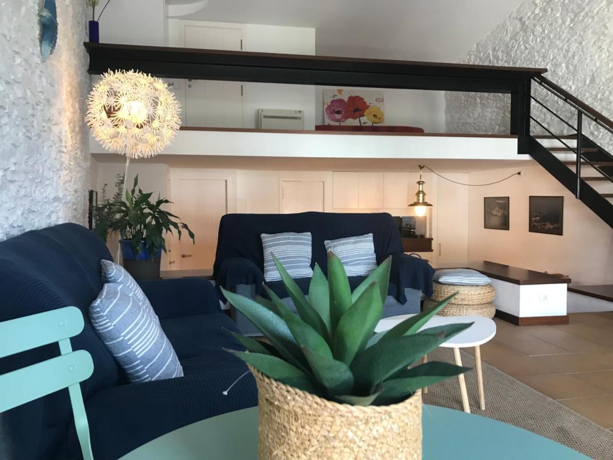 Roques - Casa En Primera Linea De Mar En Кадакес Екстериор снимка