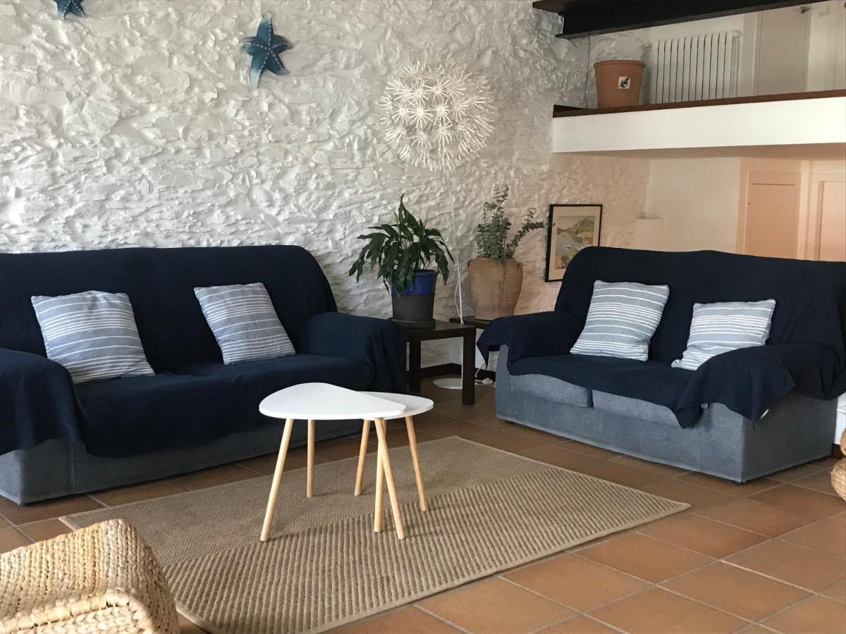 Roques - Casa En Primera Linea De Mar En Кадакес Екстериор снимка